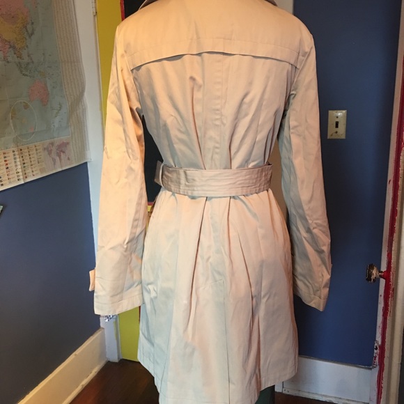 Michael Kors Khaki Belted Trench, Small Like-New - Picture 5 of 7